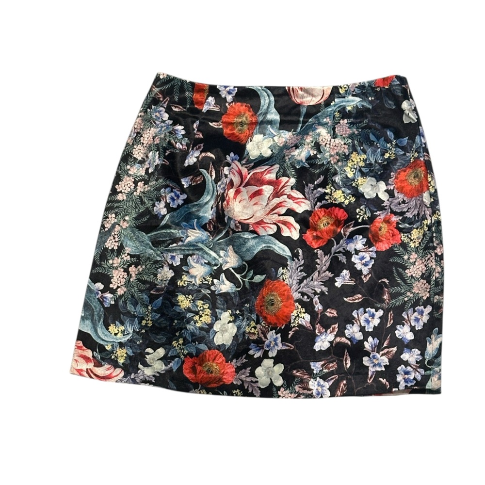 MINKPINK Floral Mini Skirt flowers Black - Picture 5 of 14